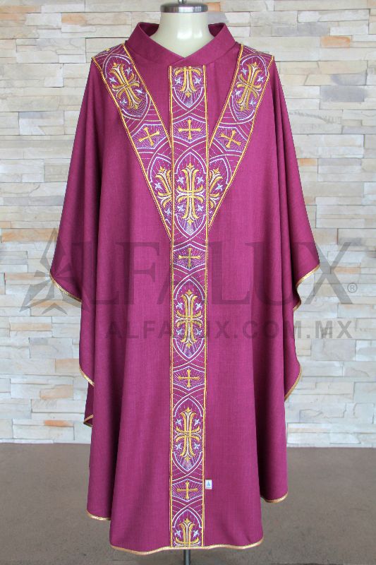 Casulla 04 IMPERIAL TRINITY "Y" en Morado Bugambilia